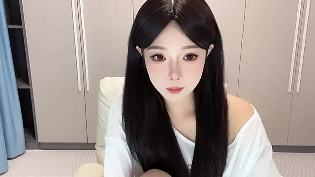 Q-ing online show from September 19, 12:28 pm