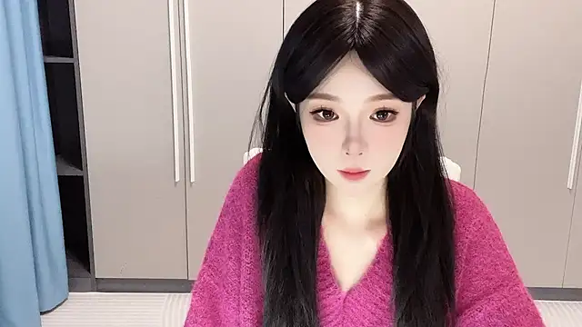 Q-ing online show from October 14, 1:01 pm