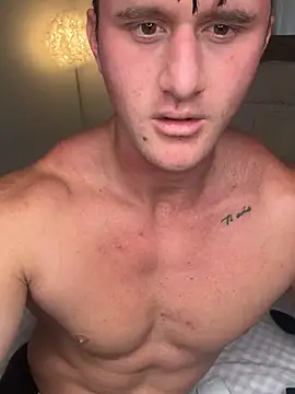 Snapshot of _DownUnderFit_ chatting on March 20, 1:35 am  DownUnderFit  online show from March 20, 1:35 am