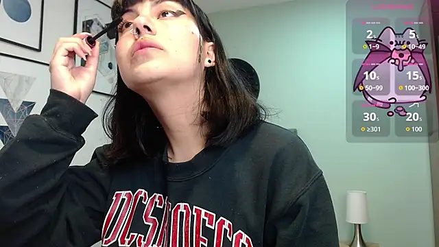 amy adams1 online show from December 5, 4:32 am