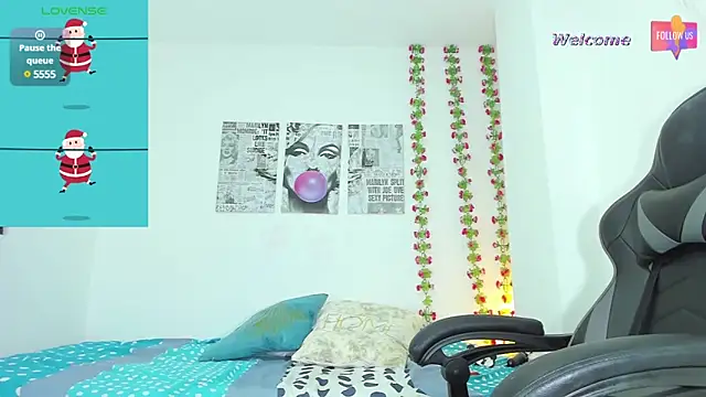 MEGANTARLY09 online show from December 28, 3:04 am