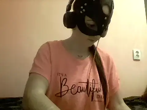 Snapshot of MaxWellas6 chatting on January 28, 5:14 pm MaxWellas6 online show from January 28, 5:14 pm