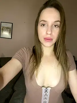 Snapshot of EdnaBradley chatting on September 17, 1:46 pm EdnaBradley online show from September 17, 1:46 pm