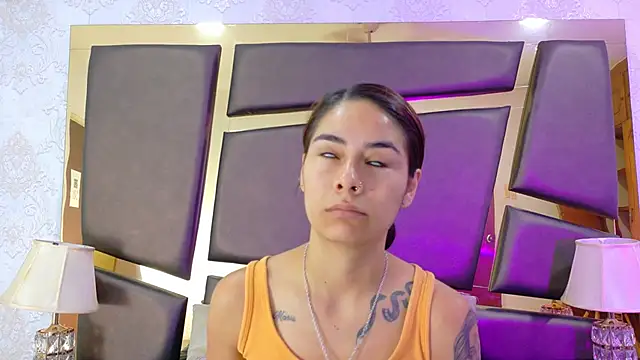 NicoleEsposito online show from October 21, 12:50 pm