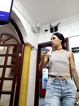 NicoleEsposito online show from April 1, 12:39 pm