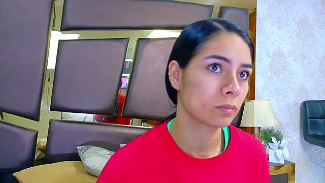 NicoleEsposito online show from April 14, 12:33 pm