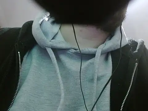 Snapshot of camiloking1720 chatting on February 4, 1:17 pm camiloking1720 online show from February 4, 1:17 pm