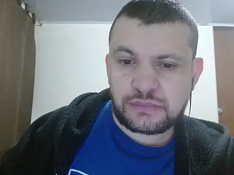 Snapshot of camiloking1720 chatting on February 28, 1:28 am camiloking1720 online show from February 28, 1:28 am