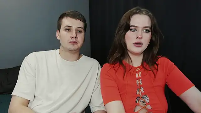 Snapshot of Pinku_kitsune chatting on March 9, 2:21 pm Pinku kitsune online show from March 9, 2:21 pm