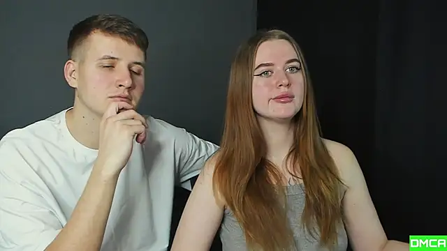 Snapshot of Pinku_kitsune chatting on November 9, 2:54 am Pinku kitsune online show from November 9, 2:54 am