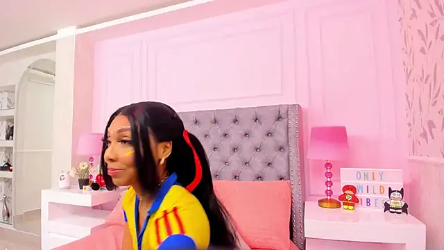 HaileeRoberts online show from February 27, 12:13 pm