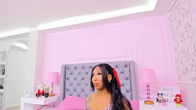 HaileeRoberts online show from March 13, 12:13 pm