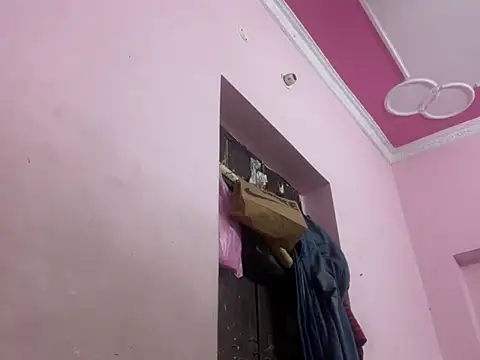 Snapshot of princeraj42 chatting on March 20, 6:20 pm princeraj42 online show from March 20, 6:20 pm