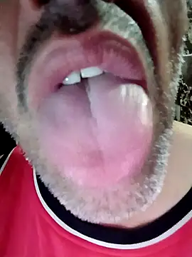 rodrig6987 1 online show from October 2, 3:02 am