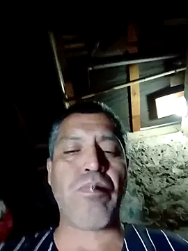 rodrig6987 1 online show from October 15, 2:11 am