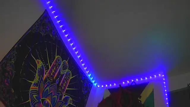 Snapshot of Tatithegoddess chatting on December 13, 2:27 pm Tatithegoddess online show from December 13, 2:27 pm