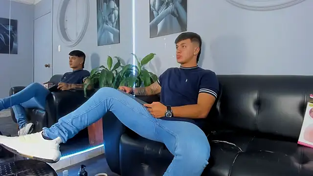 Cristopher strong online show from February 10, 12:39 pm