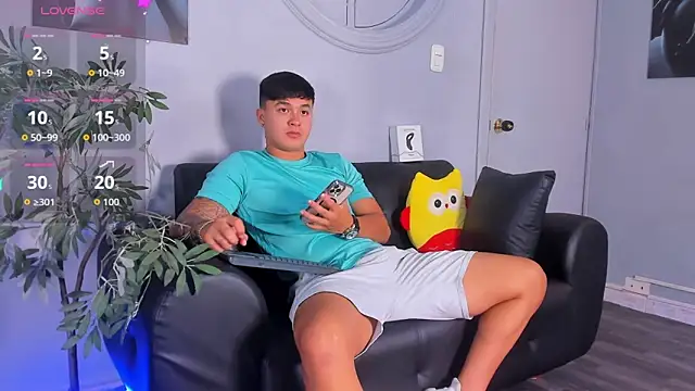 Cristopher strong online show from September 18, 12:07 pm