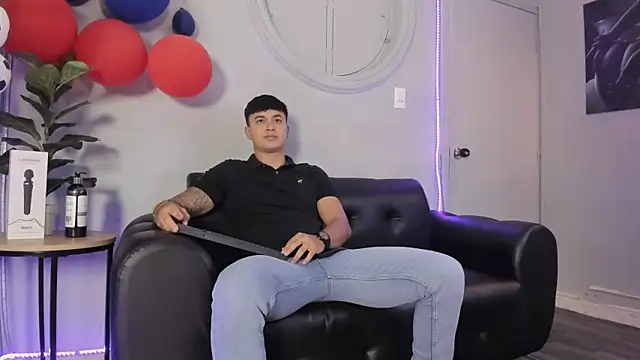 Cristopher strong online show from June 19, 11:58 am