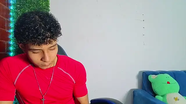 Demitryo online show from April 4, 3:09 pm