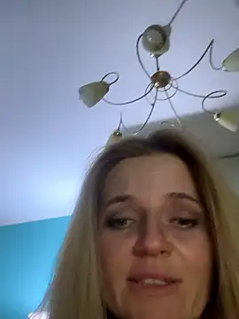 AlisonXCristal online show from March 12, 8:04 pm