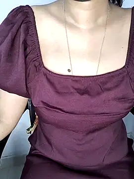 Snapshot of Ms_Neera chatting on February 16, 6:43 pm Ms Neera online show from February 16, 6:43 pm