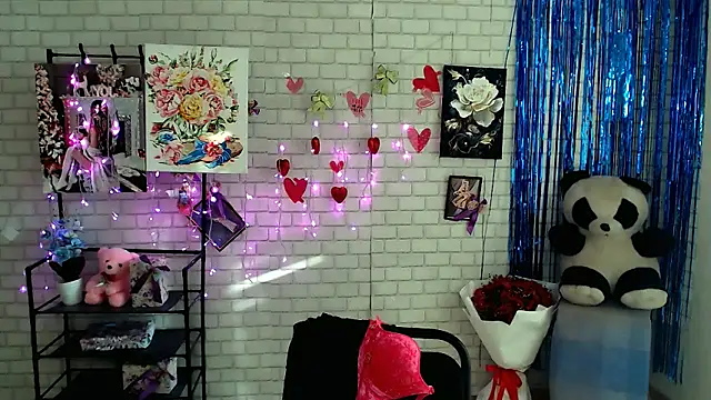 Darina M  online show from March 22, 2:25 pm