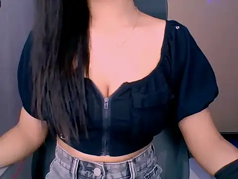 Nicole-wallace online show from April 4, 5:10 pm