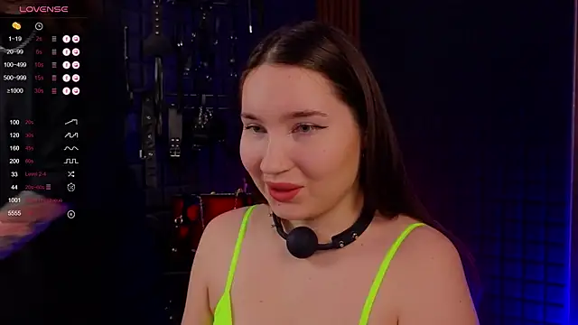 domDani subMay online show from December 3, 1:43 pm