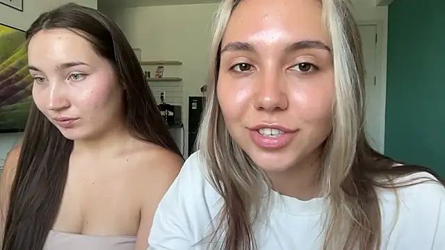 domDani subMay online show from March 29, 8:36 am