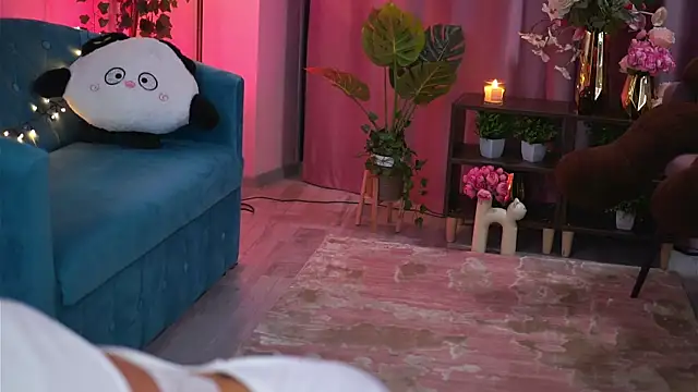 Snapshot of TheAyana chatting on March 21, 5:56 pm TheAyana online show from March 21, 5:56 pm