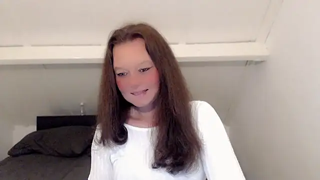 roxanna24 online show from February 28, 10:33 pm