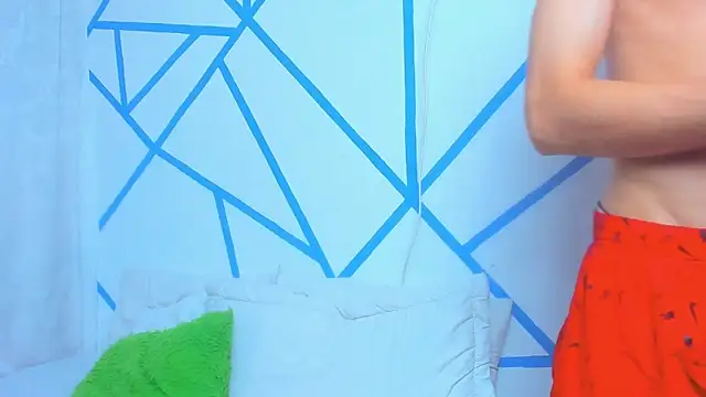 liam scott77 online show from December 15, 10:04 pm