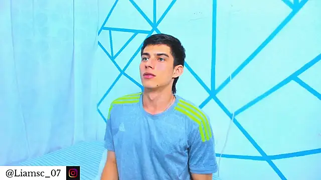 liam scott77 online show from November 20, 9:14 pm