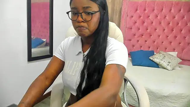 Wendy-lovee online show from January 16, 4:28 am