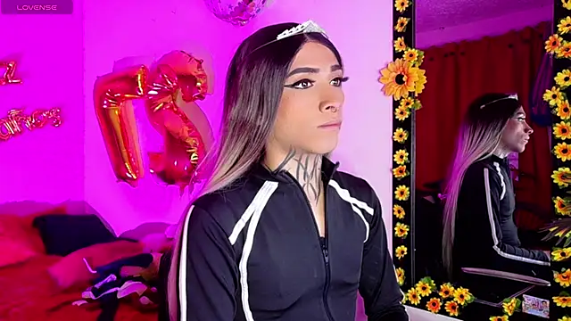 Micaela Rangel online show from April 8, 1:49 am