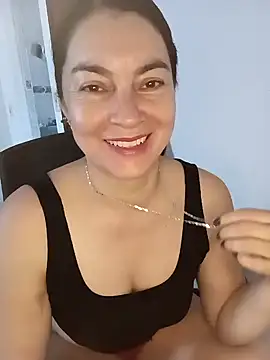 Snapshot of renata_hot1 chatting on February 4, 7:55 pm renata hot1 online show from February 4, 7:55 pm