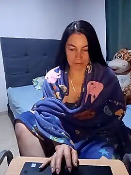 Snapshot of renata_hot1 chatting on March 18, 4:58 am renata hot1 online show from March 18, 4:58 am