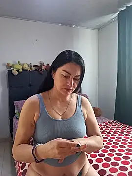 Snapshot of renata_hot1 chatting on September 15, 3:23 pm renata hot1 online show from September 15, 3:23 pm