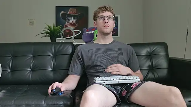 BlueEyedTallGuy94 online show from September 21, 7:15 pm