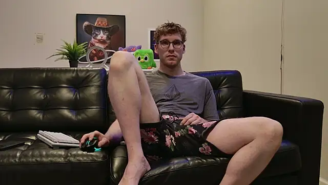 BlueEyedTallGuy94 online show from October 1, 1:22 am