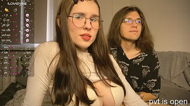 Snapshot of passiondesire_ chatting on September 18, 7:21 am passiondesire  online show from September 18, 7:21 am