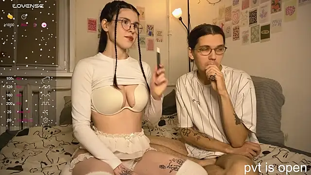 Snapshot of passiondesire_ chatting on October 26, 7:53 pm passiondesire  online show from October 26, 7:53 pm