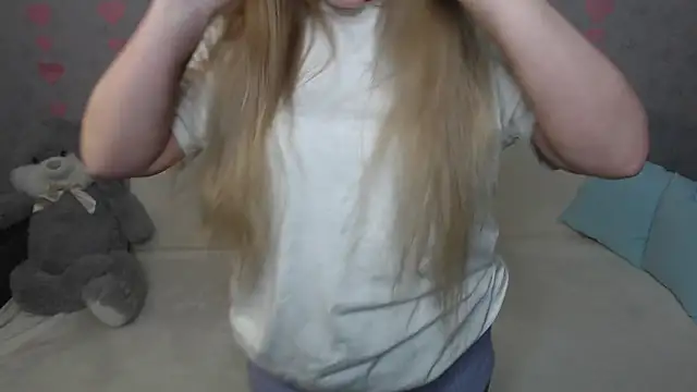 Snapshot of _Sweet_Lana chatting on February 11, 8:05 am  Sweet Lana online show from February 11, 8:05 am