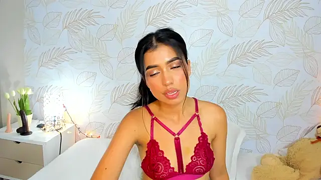 TianaReedd online show from December 14, 3:04 pm