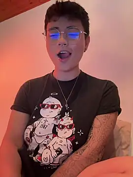 Snapshot of Ashley_Chriss chatting on January 10, 5:58 am Ashley Chriss online show from January 10, 5:58 am