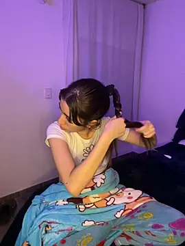 Snapshot of Catyloves chatting on January 7, 4:08 am Catyloves online show from January 7, 4:08 am