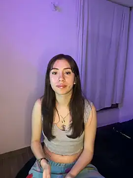 Snapshot of Catyloves chatting on January 10, 8:40 am Catyloves online show from January 10, 8:40 am