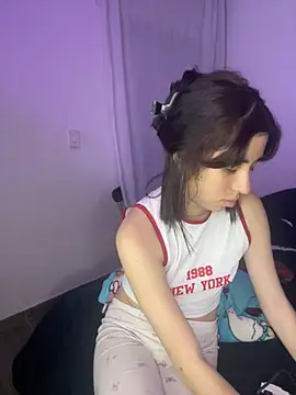 Snapshot of Catyloves chatting on January 30, 3:55 am Catyloves online show from January 30, 3:55 am