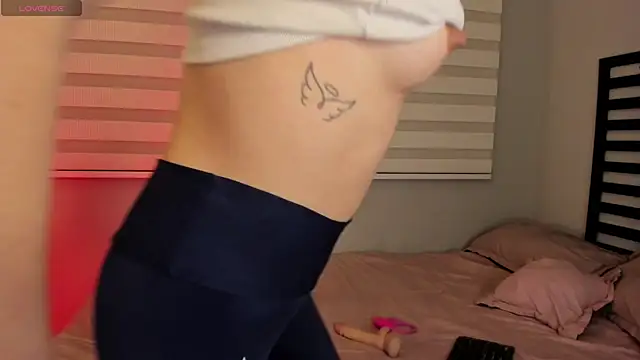 Snapshot of Catyloves chatting on September 17, 11:39 pm Catyloves online show from September 17, 11:39 pm